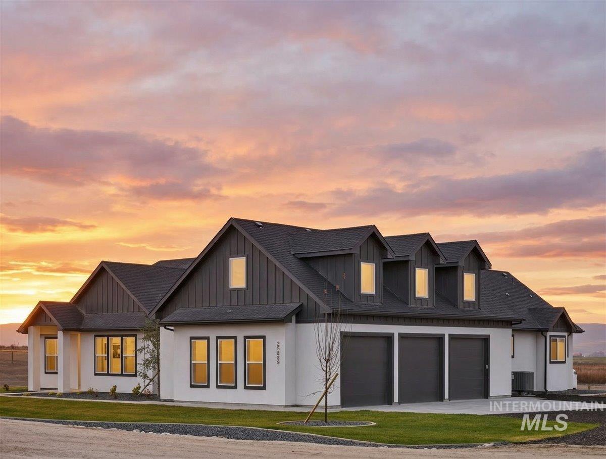25889 Clydesdale Lane