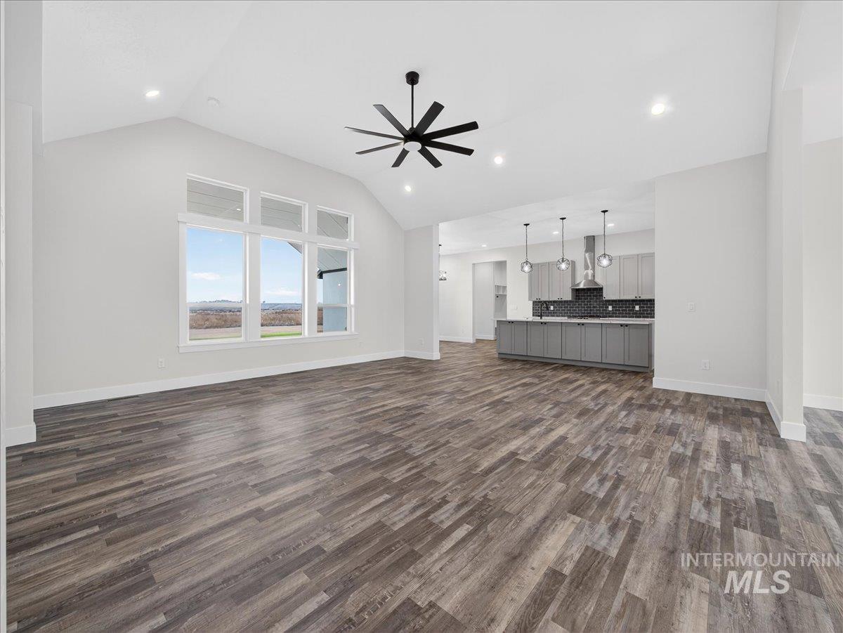 25889 Clydesdale Lane