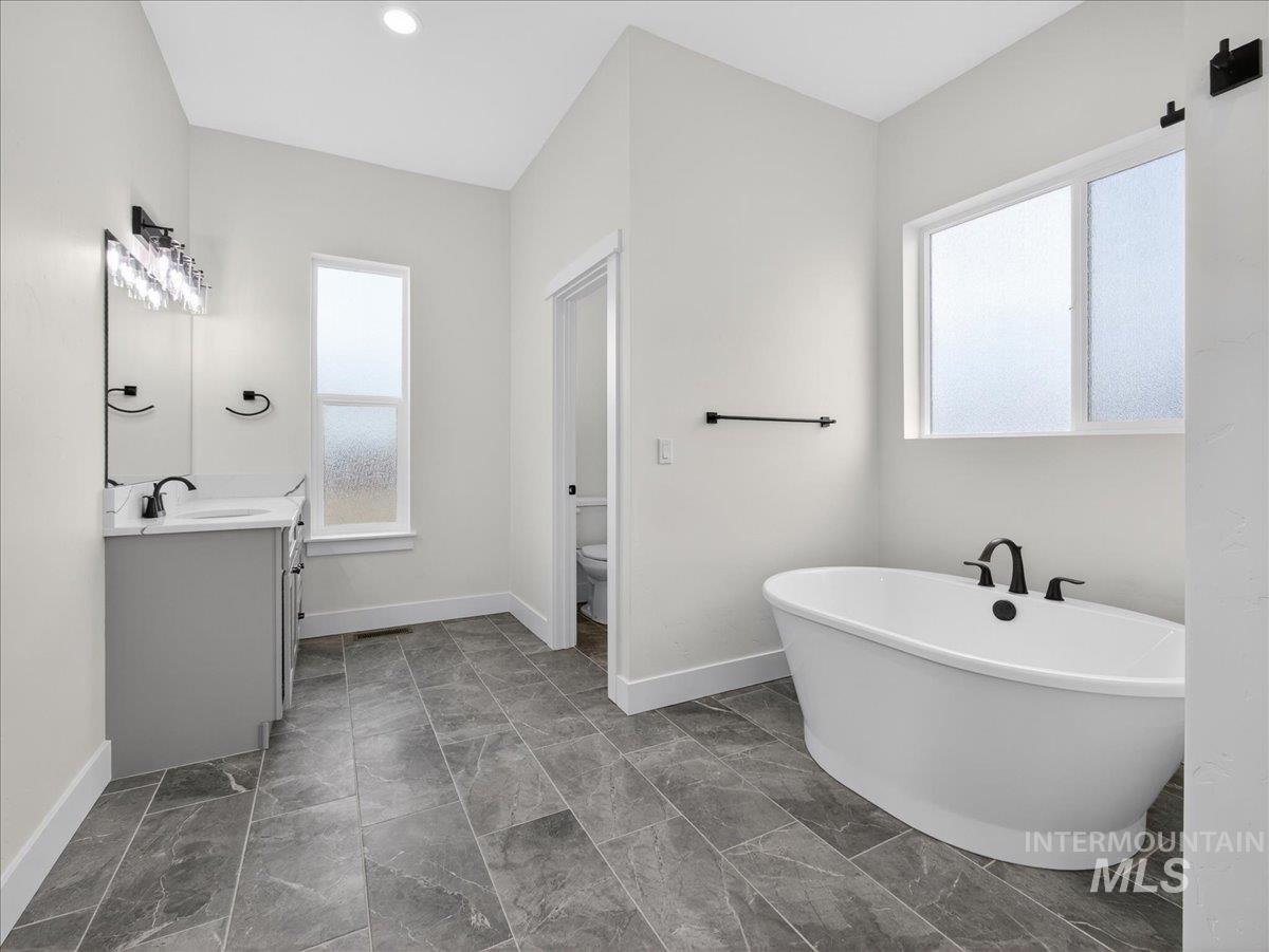 25889 Clydesdale Lane