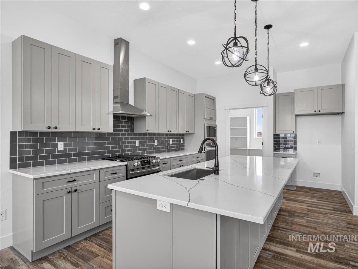 25889 Clydesdale Lane