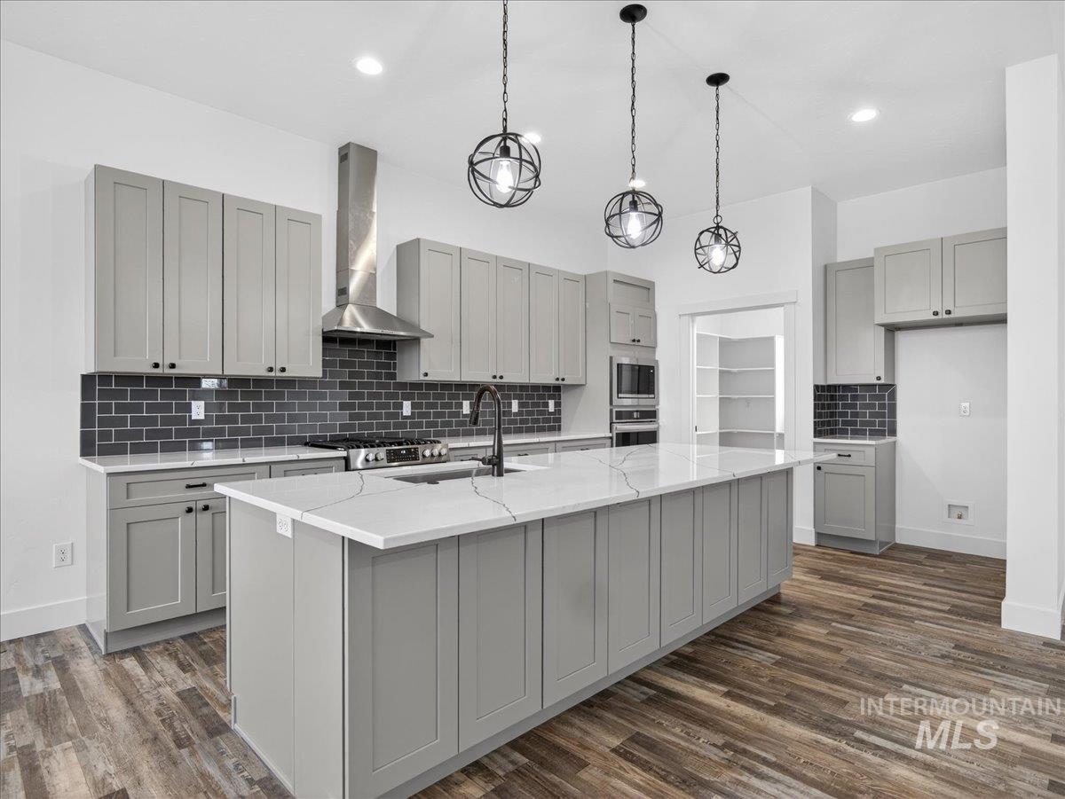 25889 Clydesdale Lane