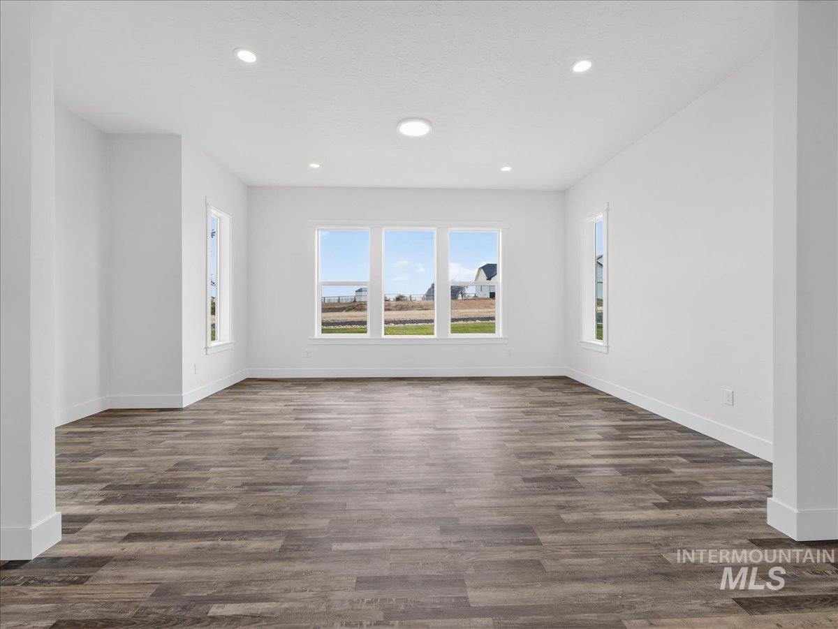 25889 Clydesdale Lane