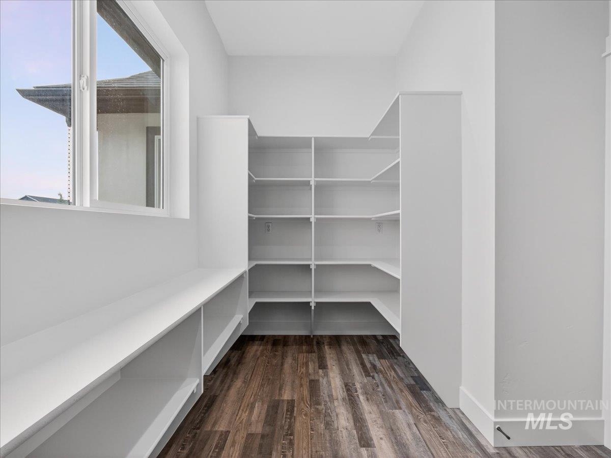 25889 Clydesdale Lane