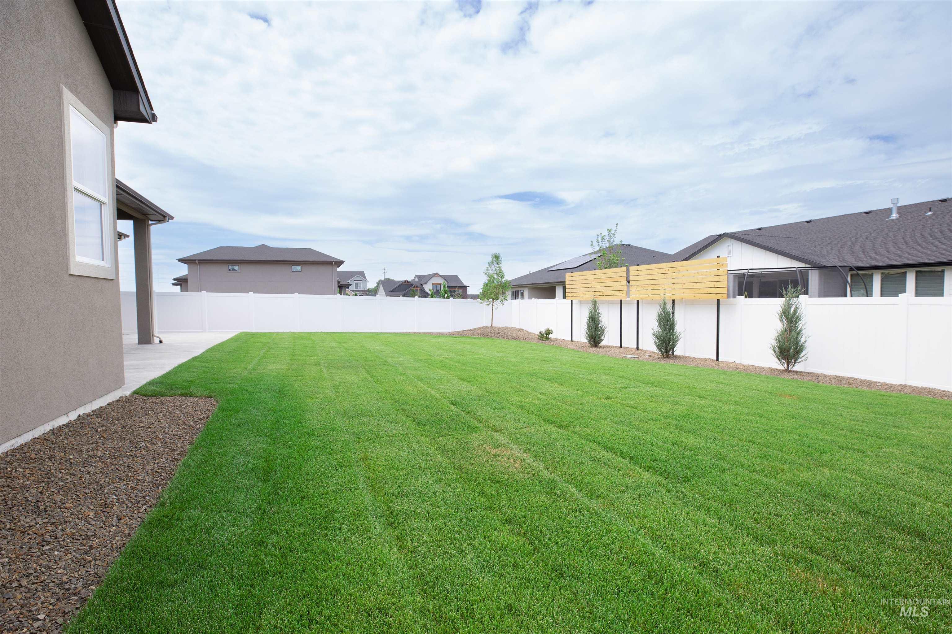 132 E Heliotrope Drive