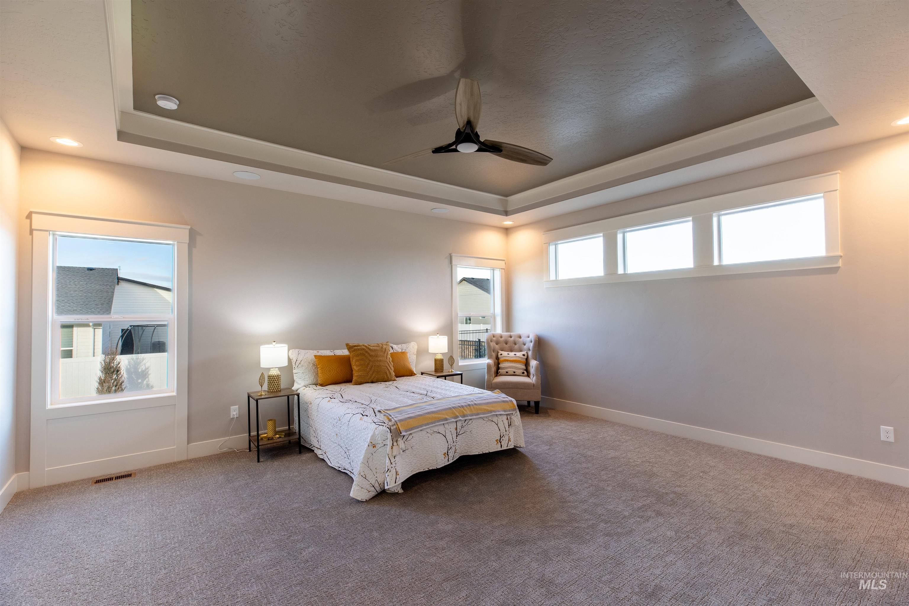 132 E Heliotrope Drive