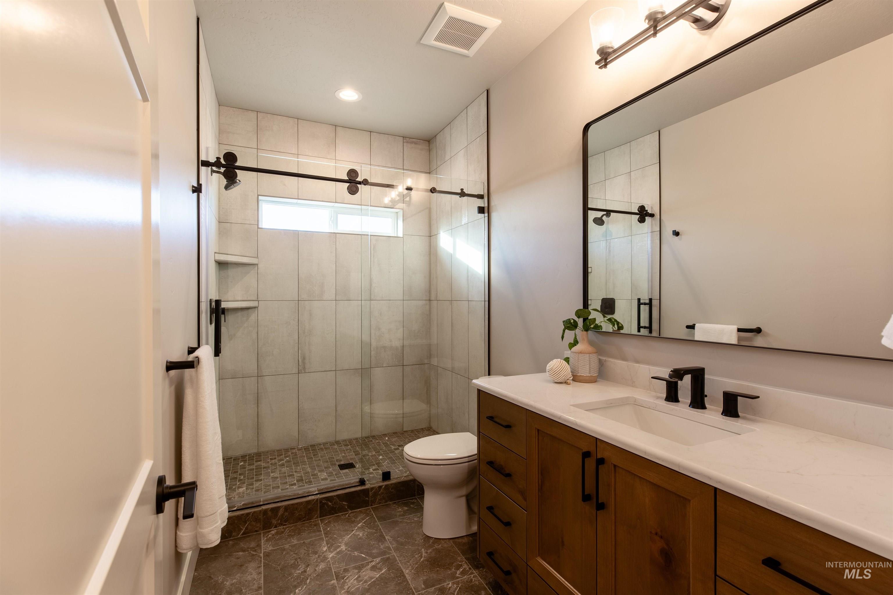 132 E Heliotrope Drive