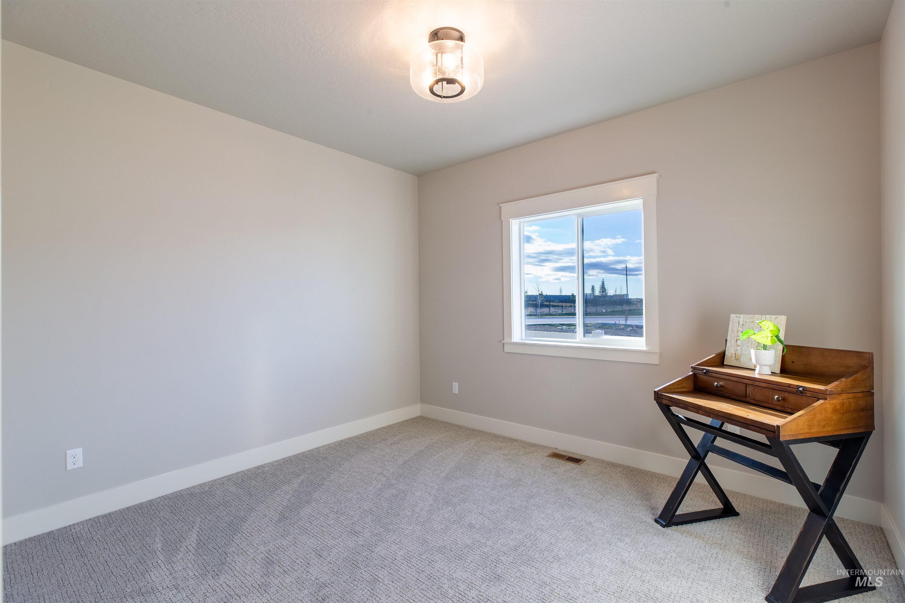 132 E Heliotrope Drive