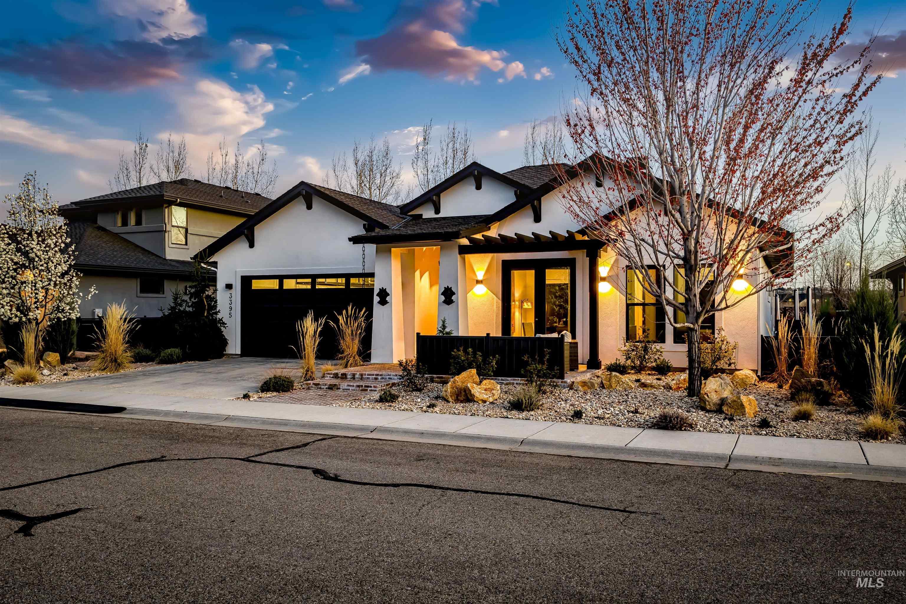 3395 E Parsnip Peak Drive
