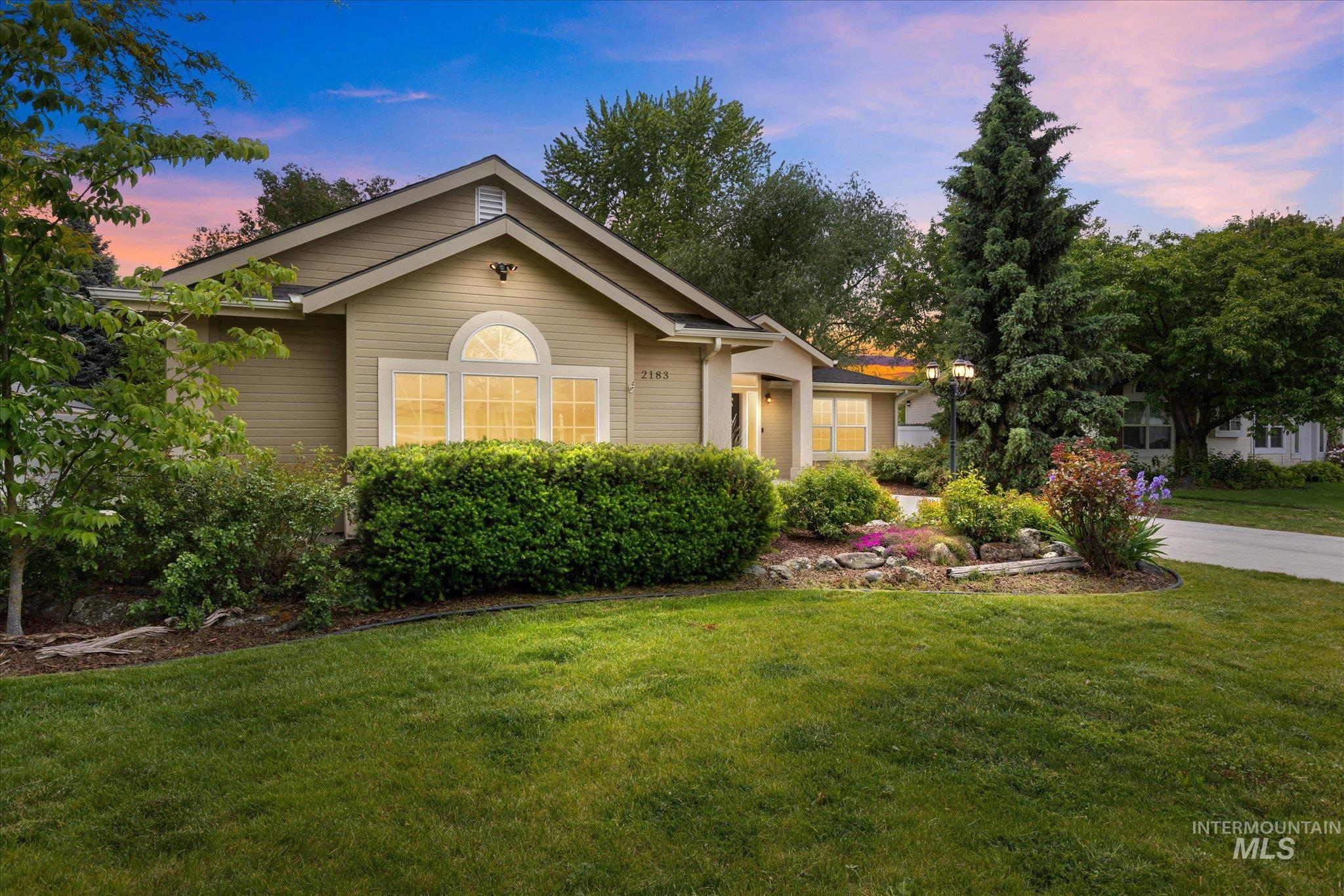 2183 E Celia Ct