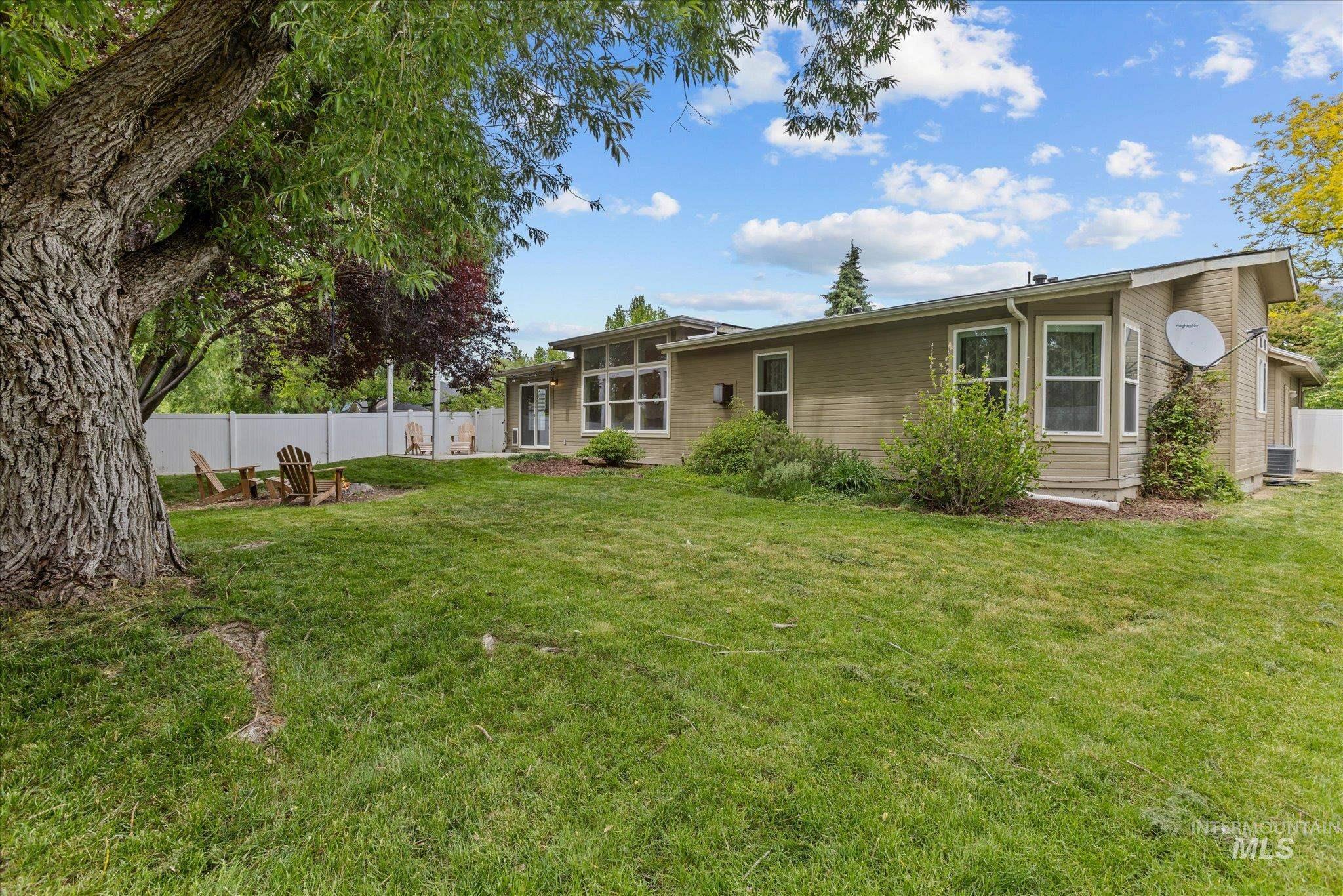 2183 E Celia Ct
