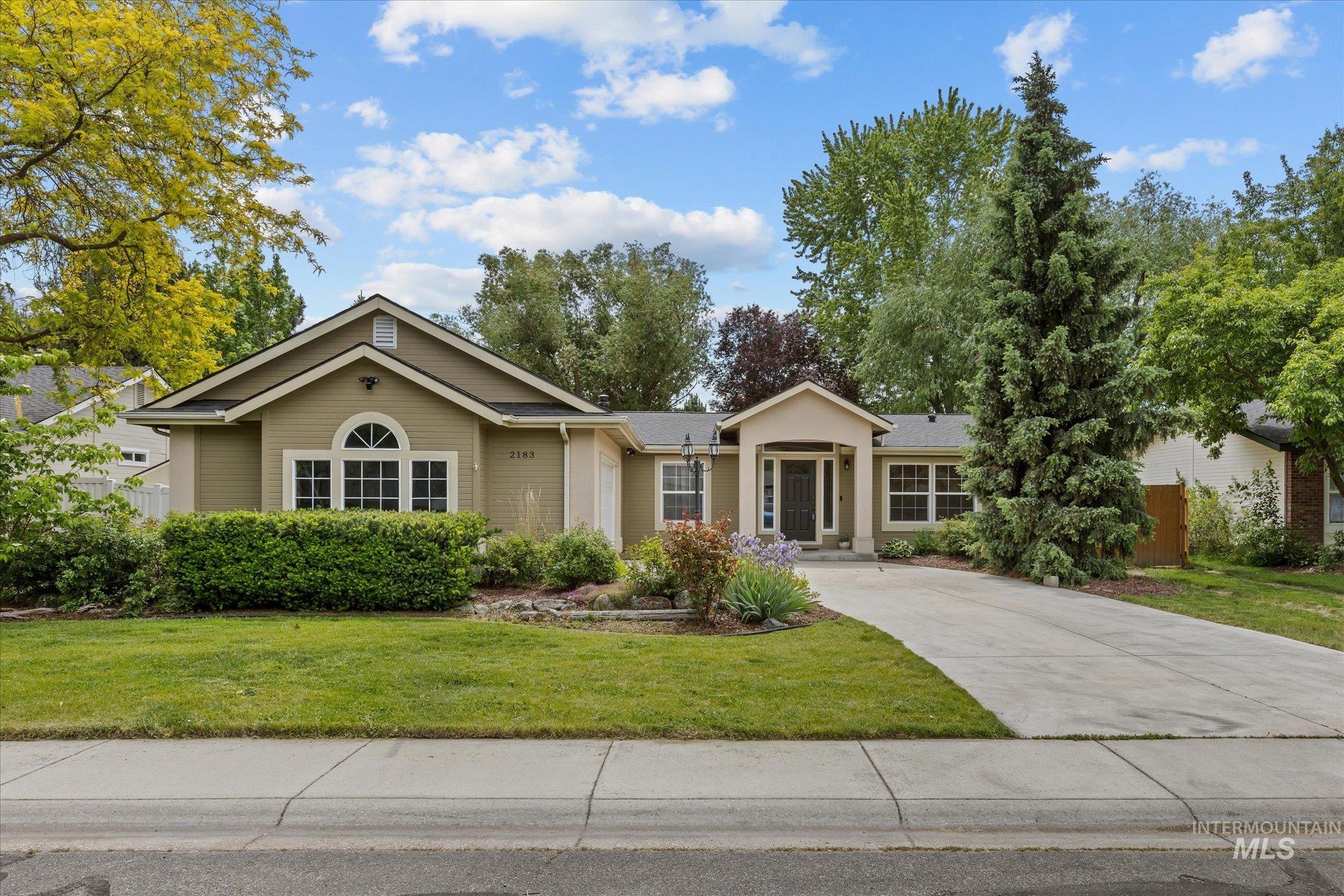 2183 E Celia Ct