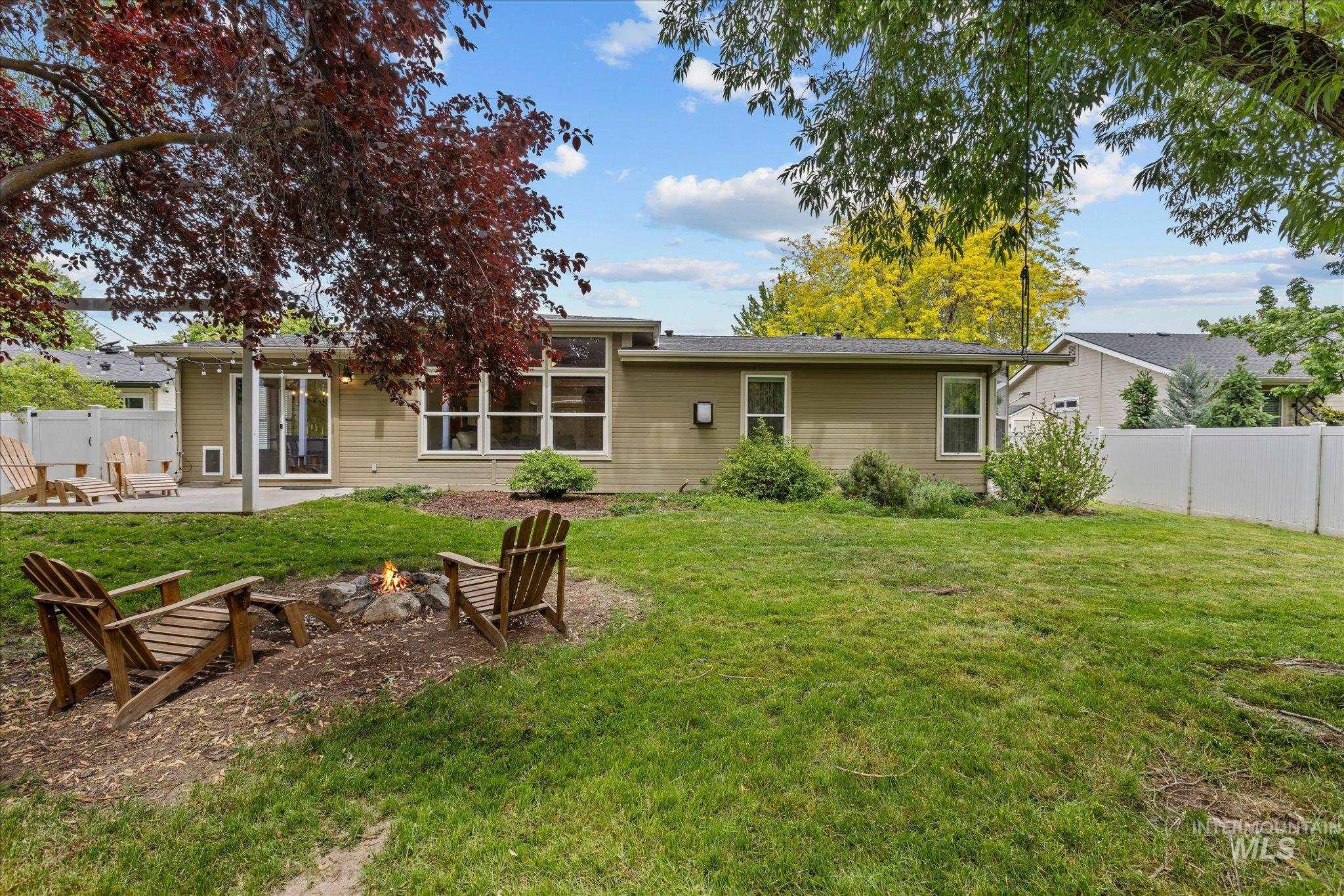 2183 E Celia Ct