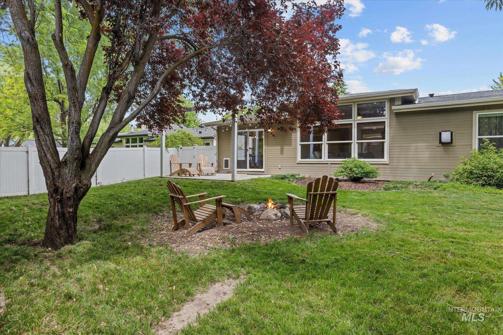 2183 E Celia Ct