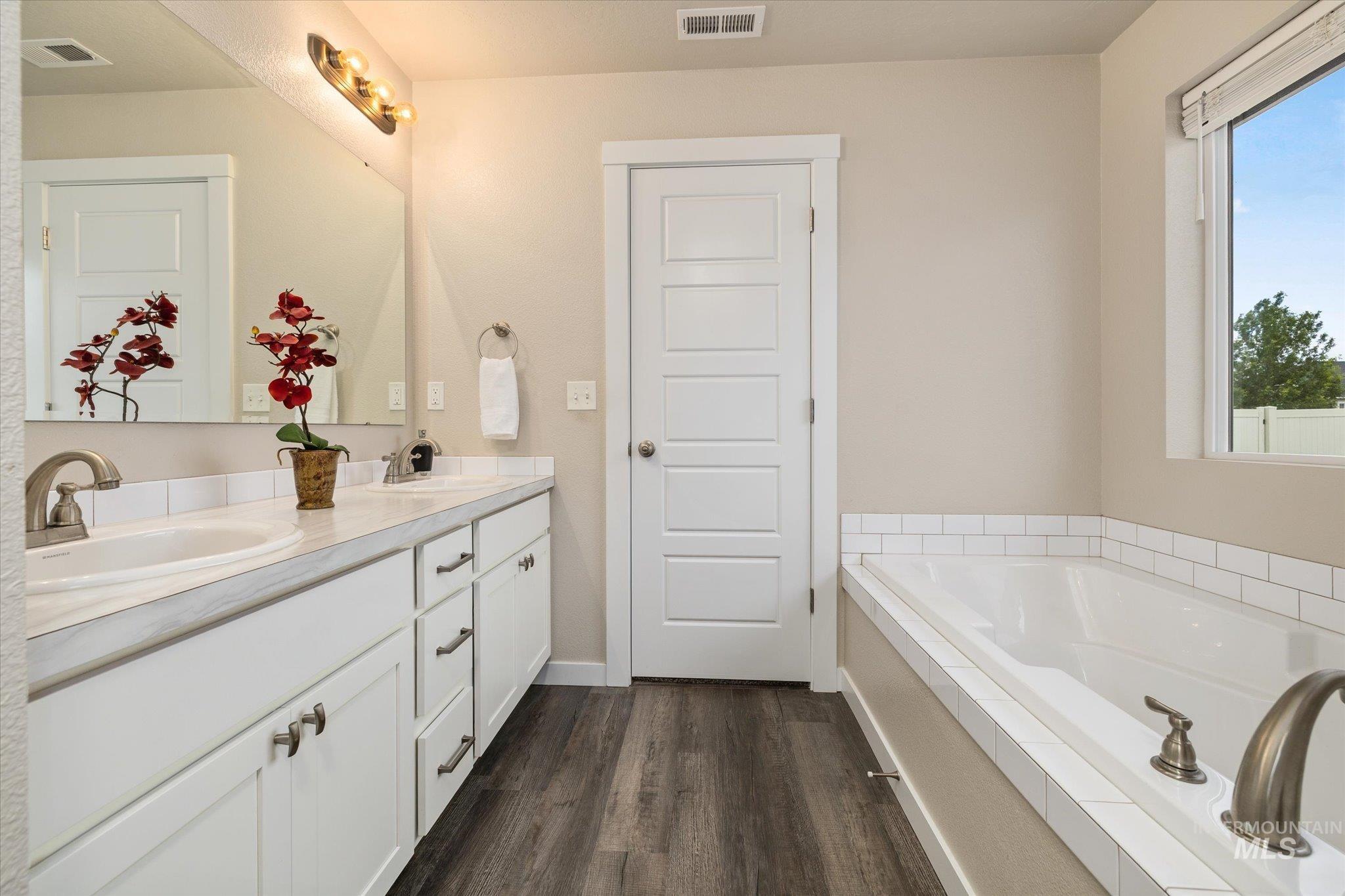 9739 W Roan Meadows Dr.