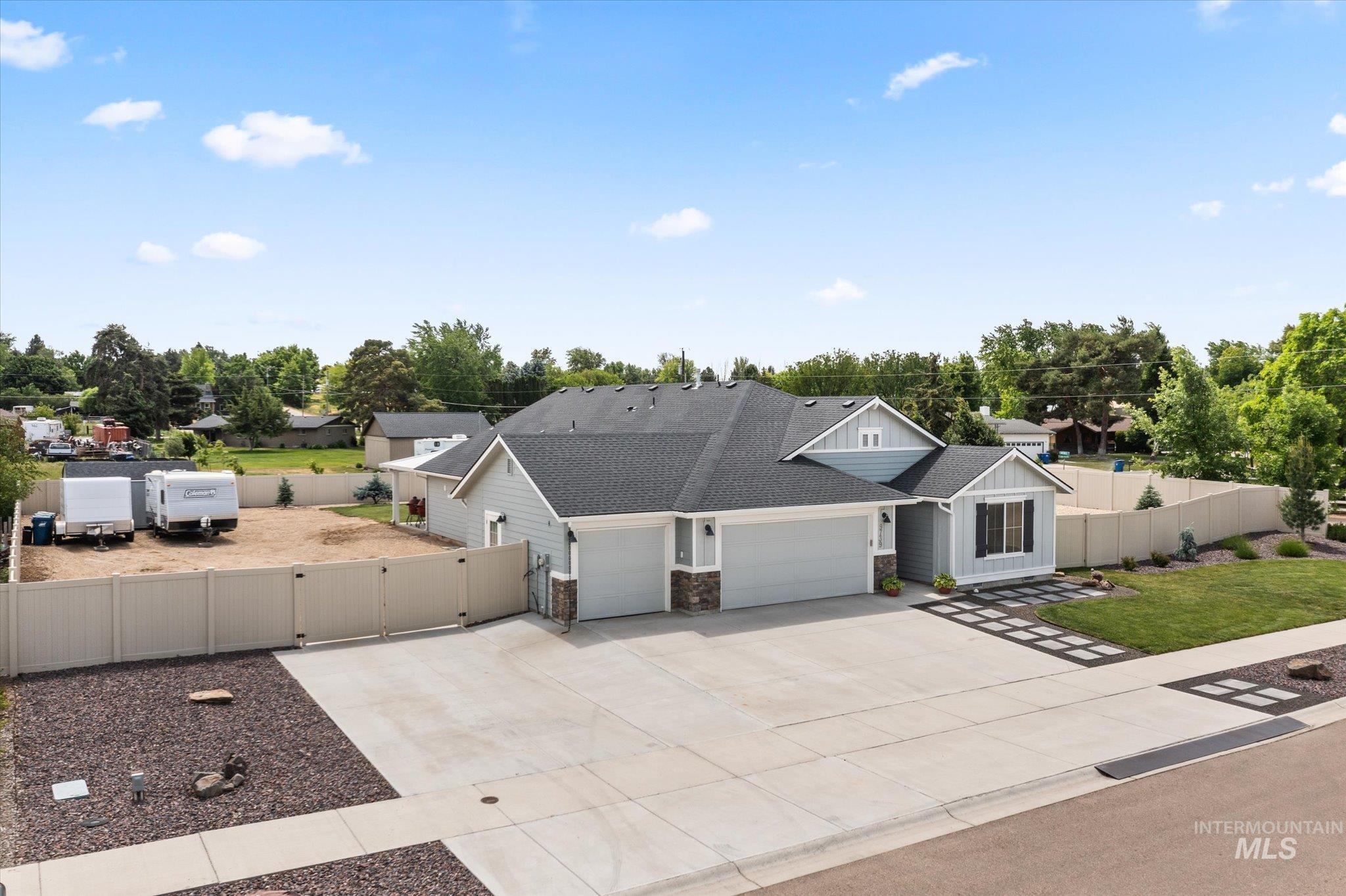 9739 W Roan Meadows Dr.