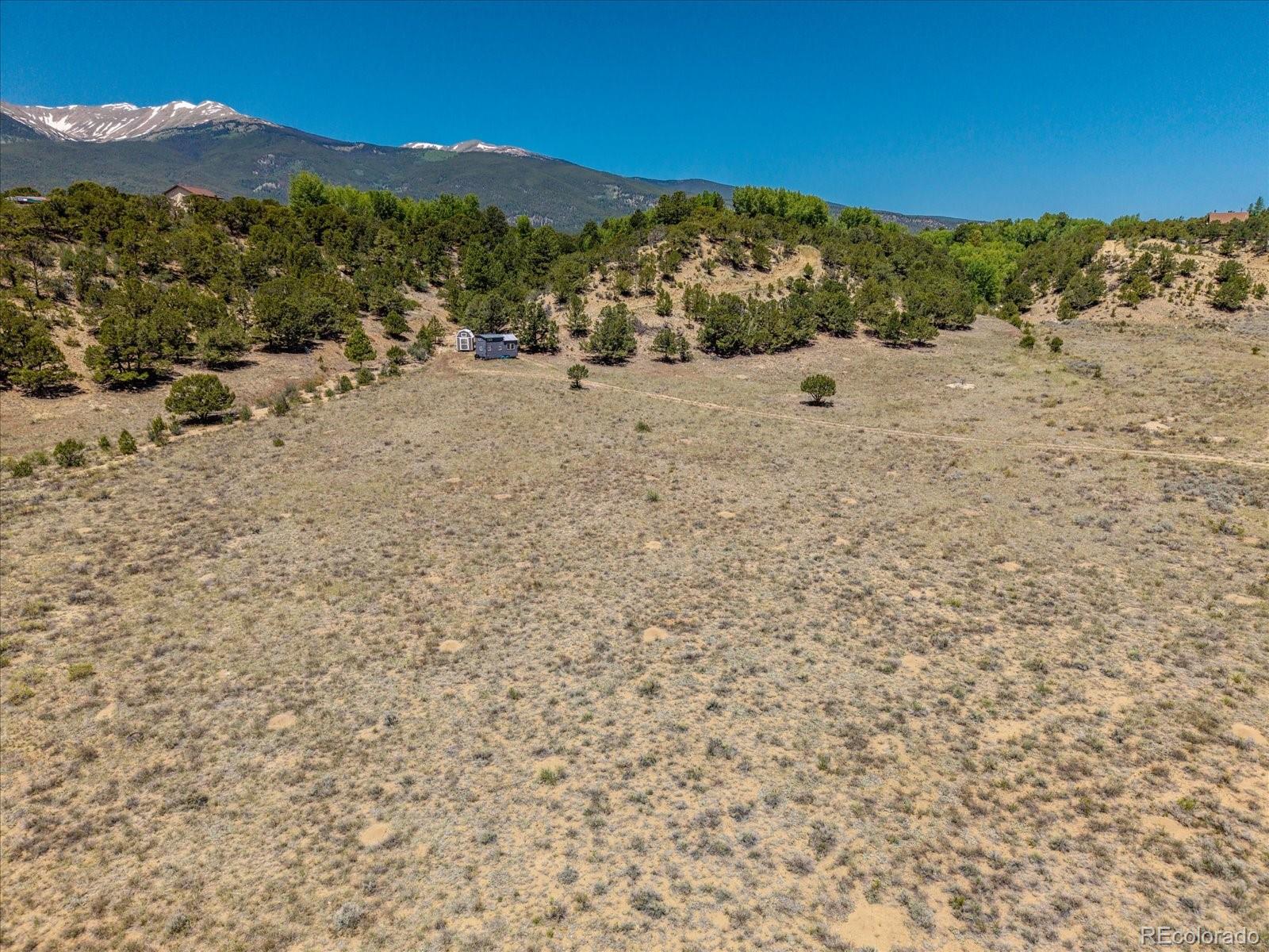 33077 US Highway 24
