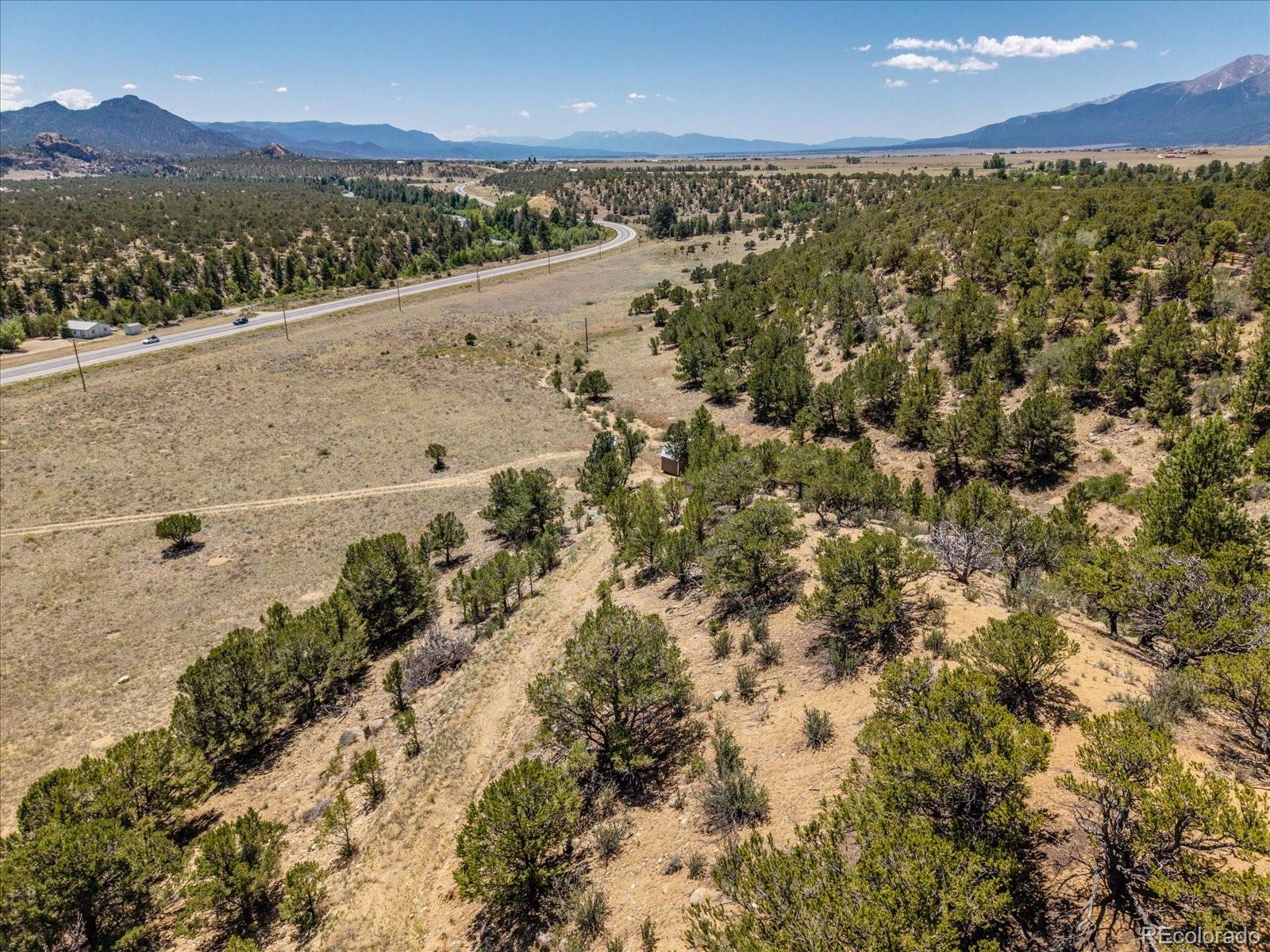 33077 US Highway 24