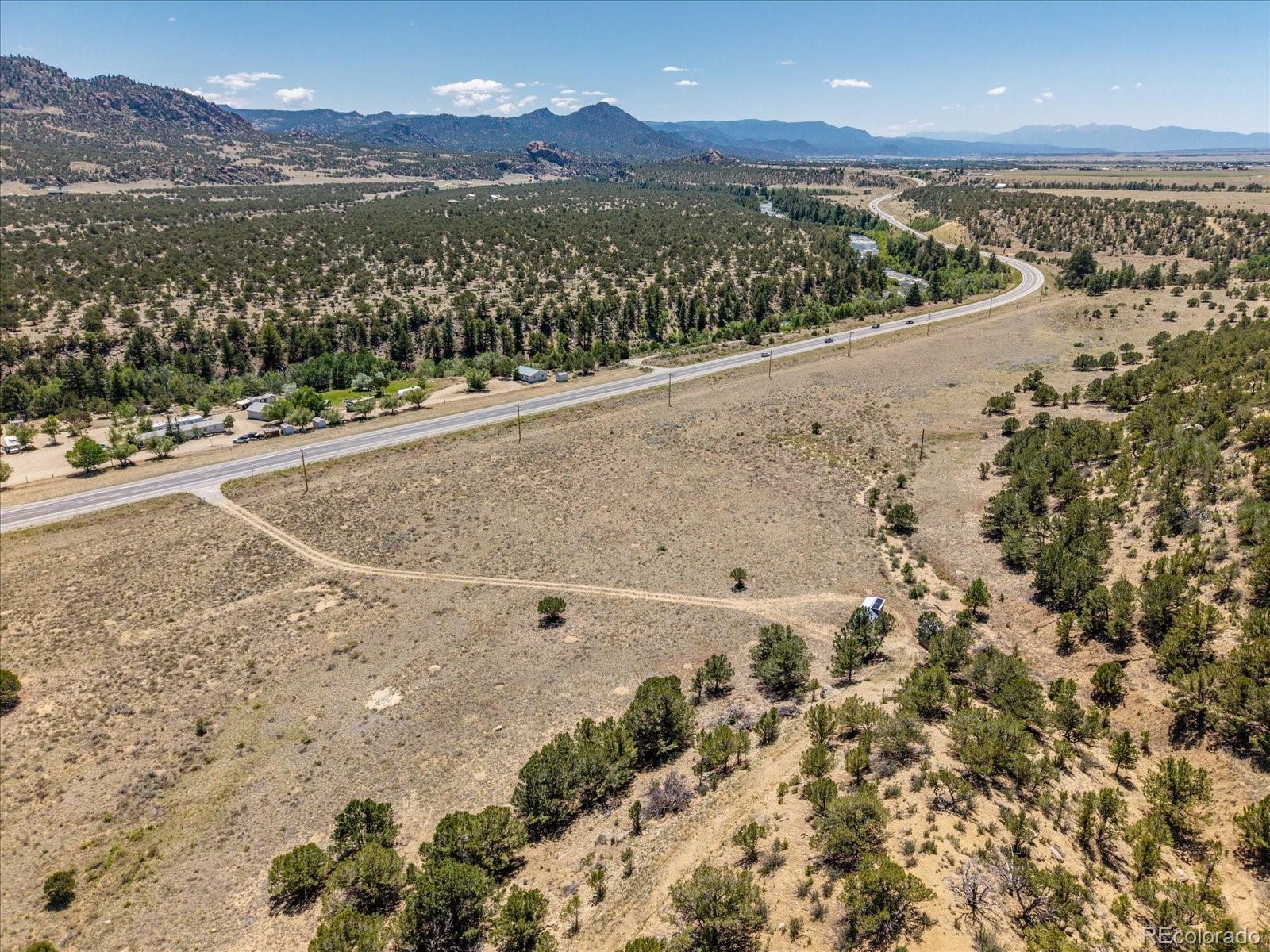 33077 US Highway 24