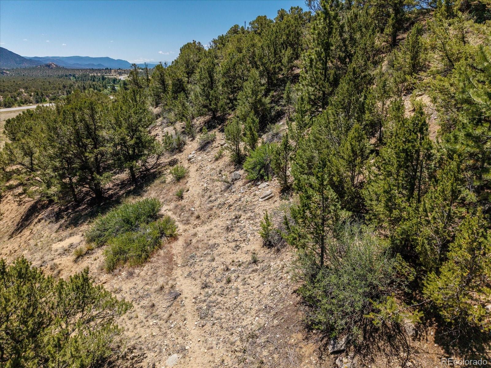 33077 US Highway 24