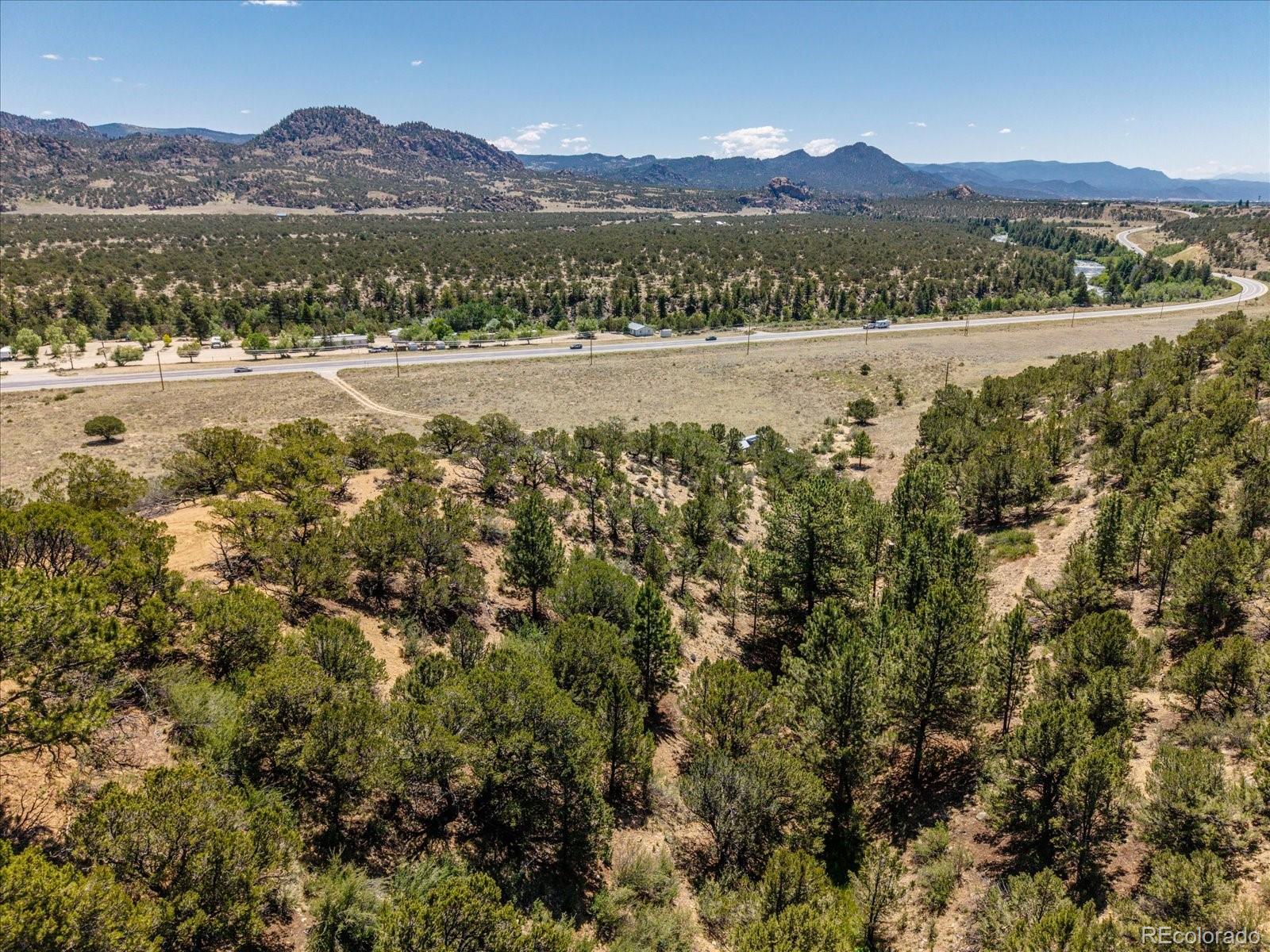 33077 US Highway 24