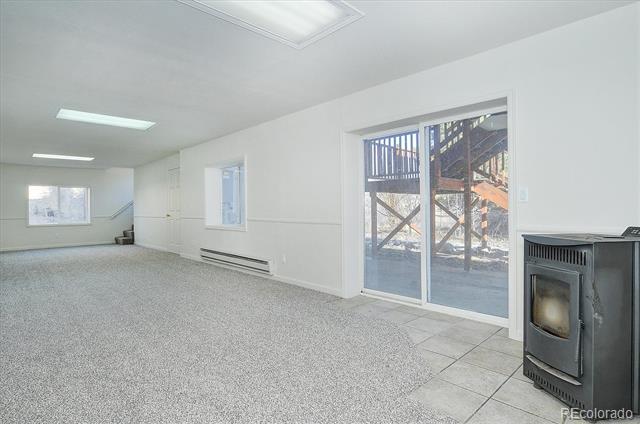 104 Creekside Court