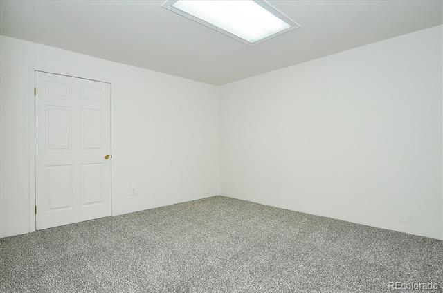 104 Creekside Court