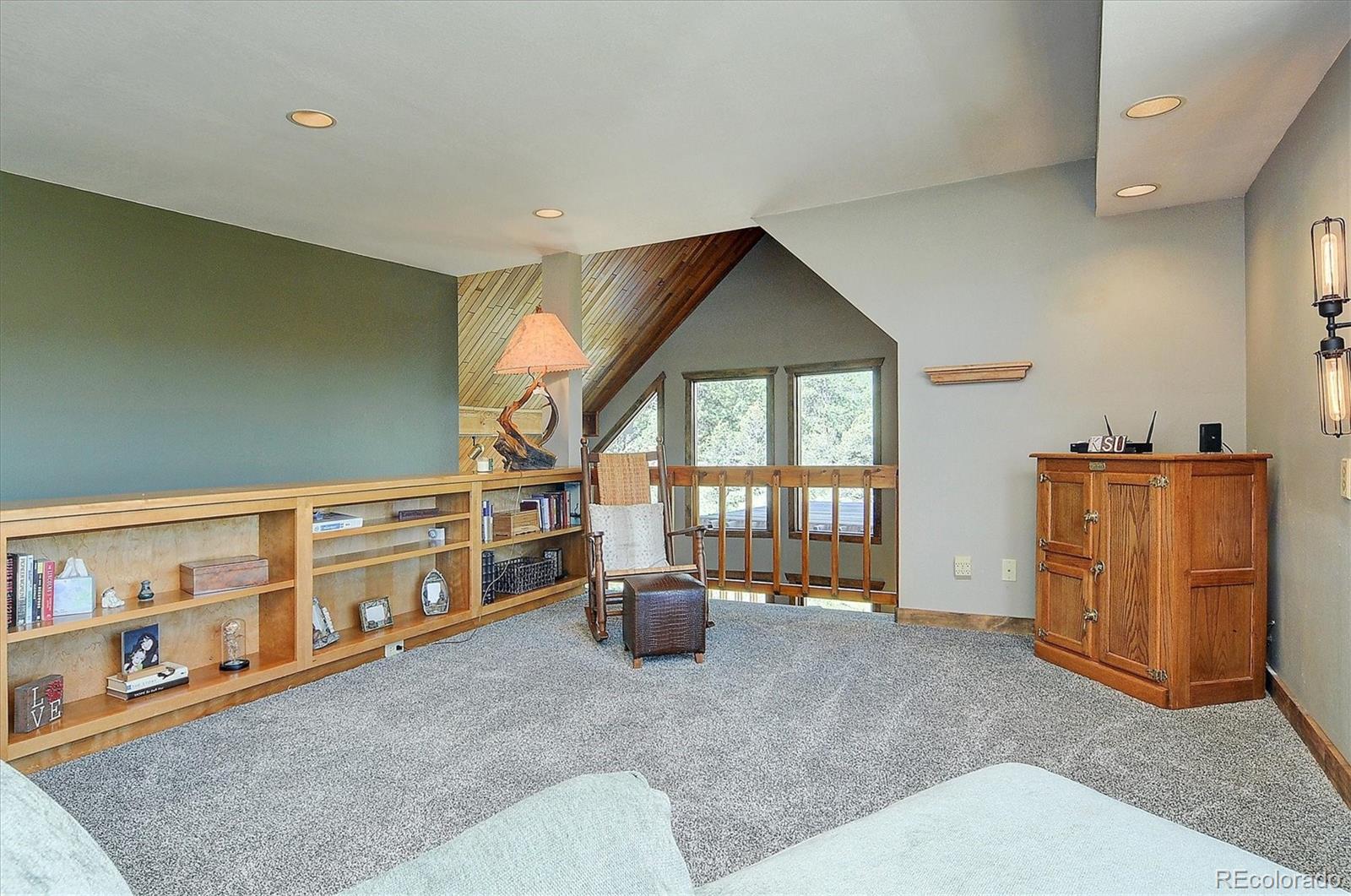 16050 Oppliger Drive