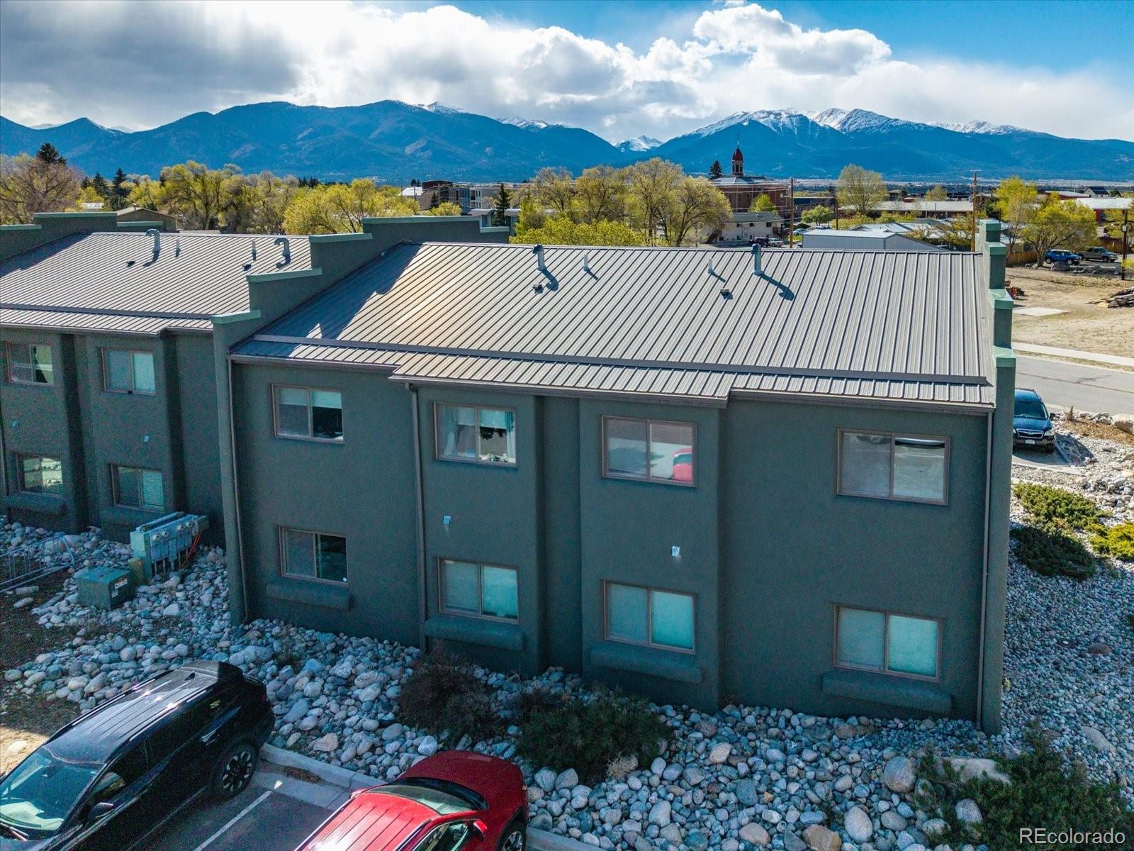 623 Cedar Lane Unit: B202