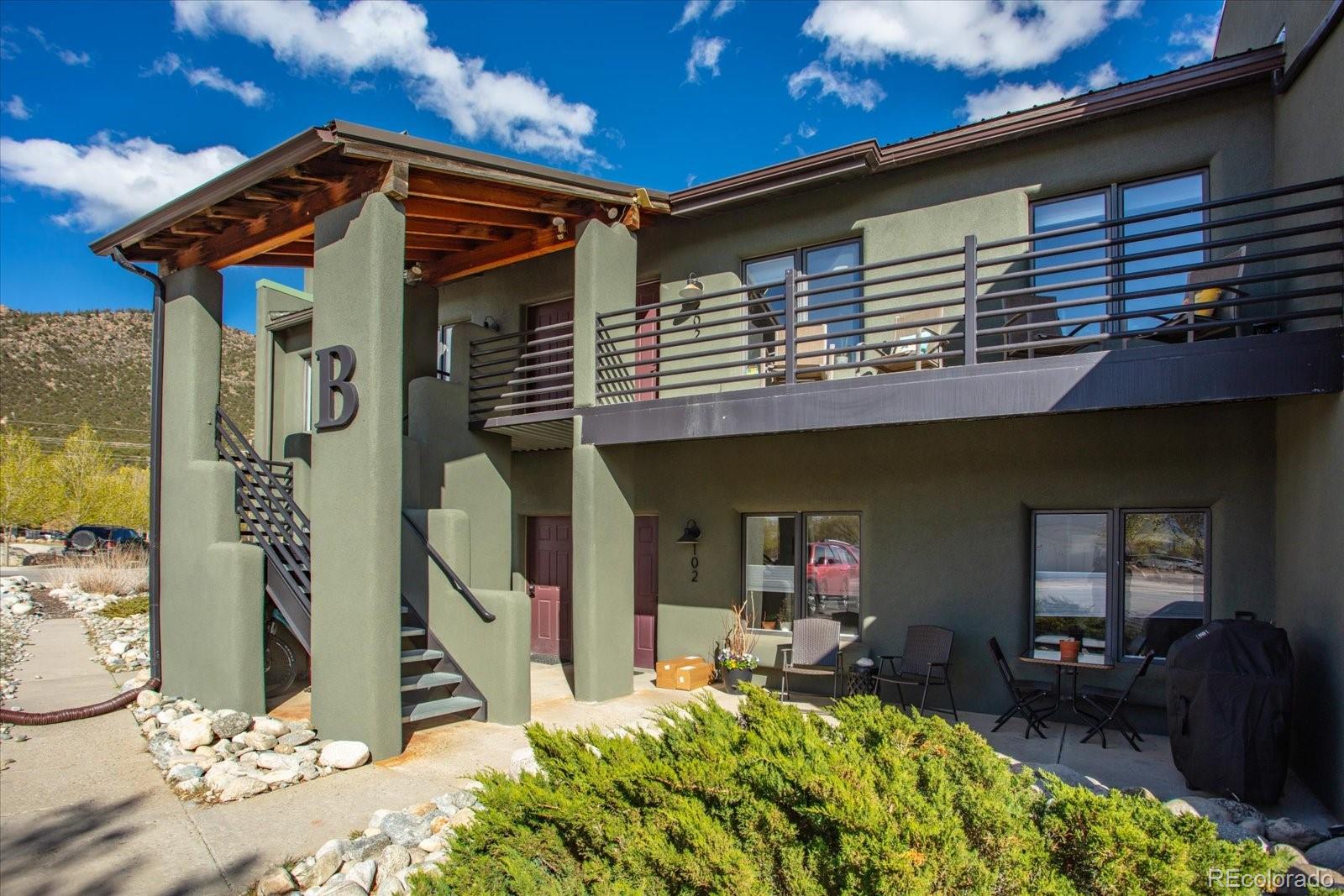 623 Cedar Lane Unit: B202