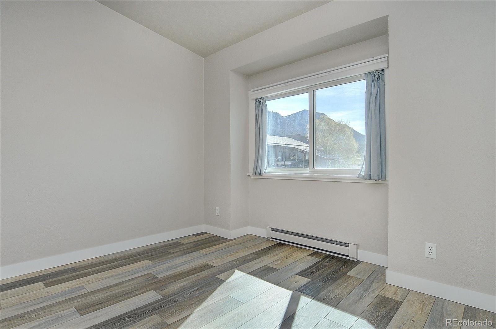623 Cedar Lane Unit: B202