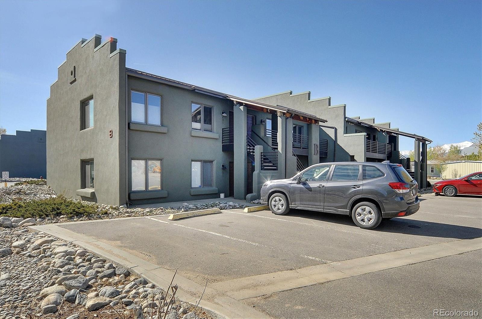 623 Cedar Lane Unit: B202