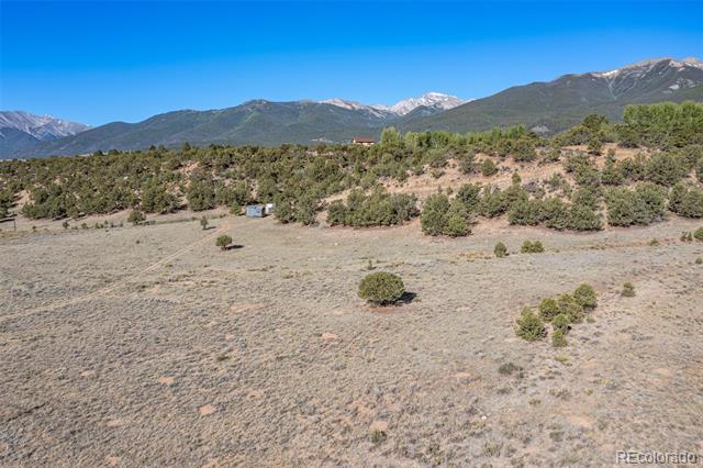 33077 US Highway 24