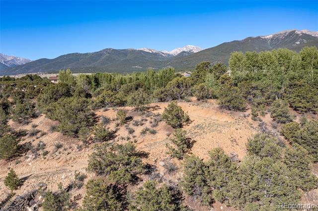 33077 US Highway 24