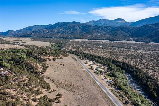 33077 US Highway 24