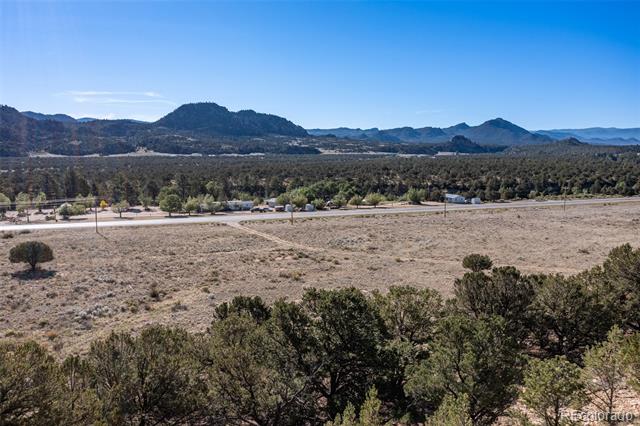 33077 US Highway 24