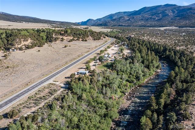 33077 US Highway 24