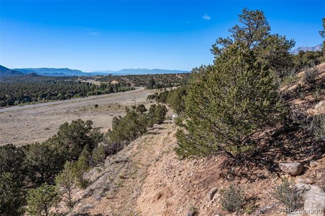 33077 US Highway 24