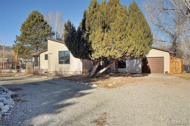 15745 Birdie Lane