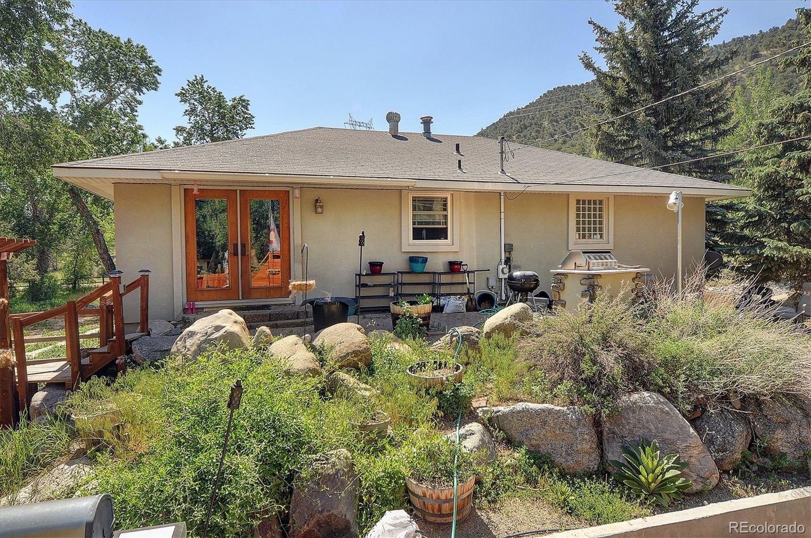 304 Pinyon Lane