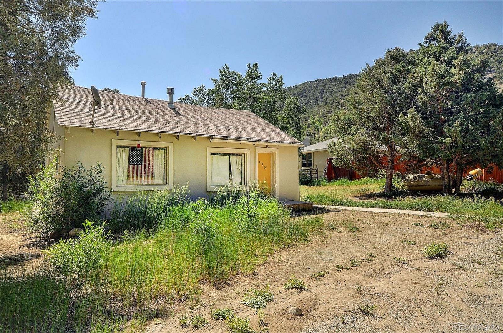 304 Pinyon Lane