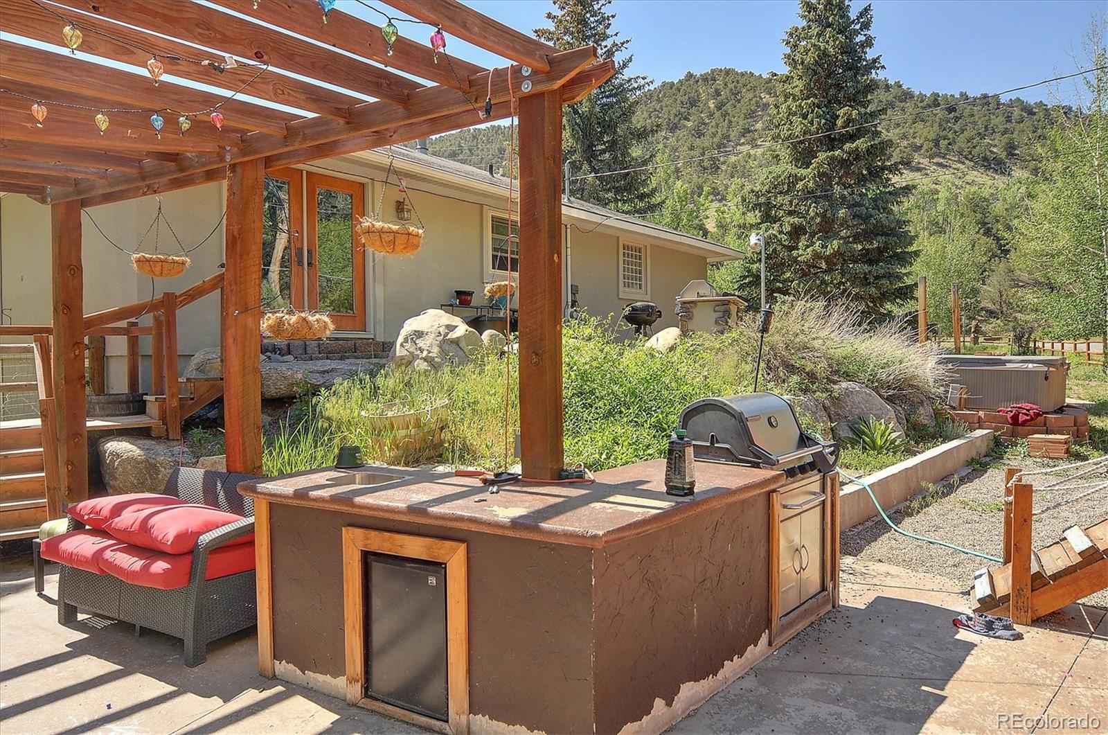 304 Pinyon Lane