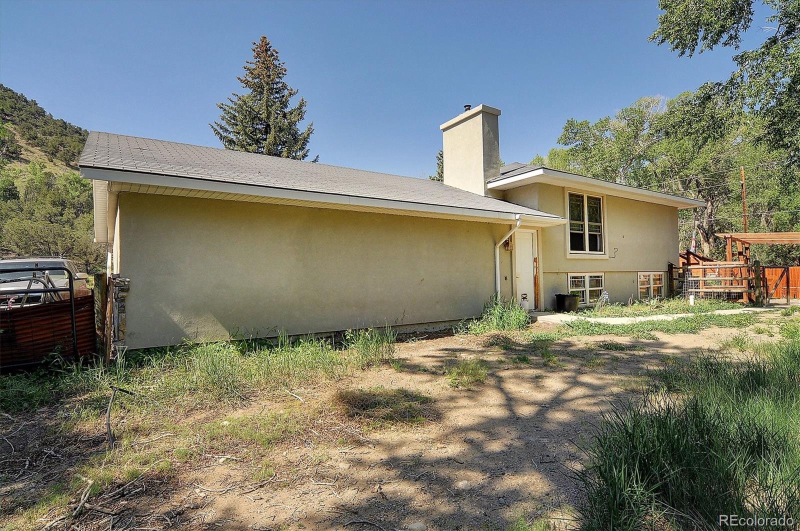 304 Pinyon Lane