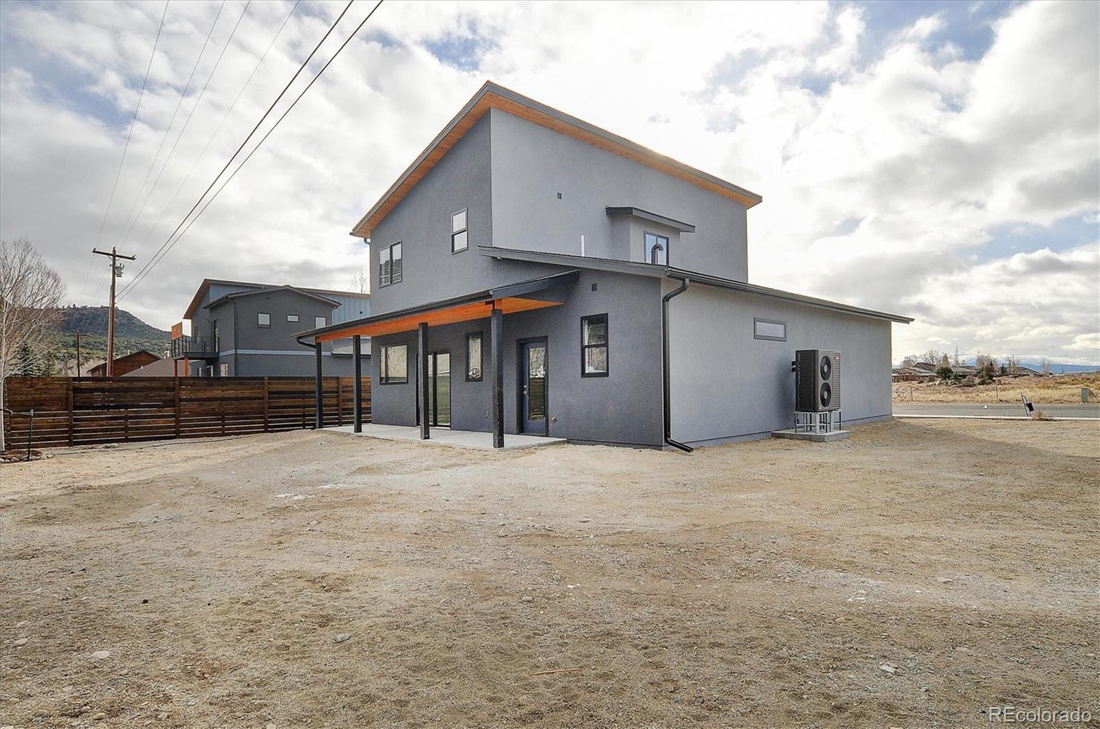 709 Marquette Avenue