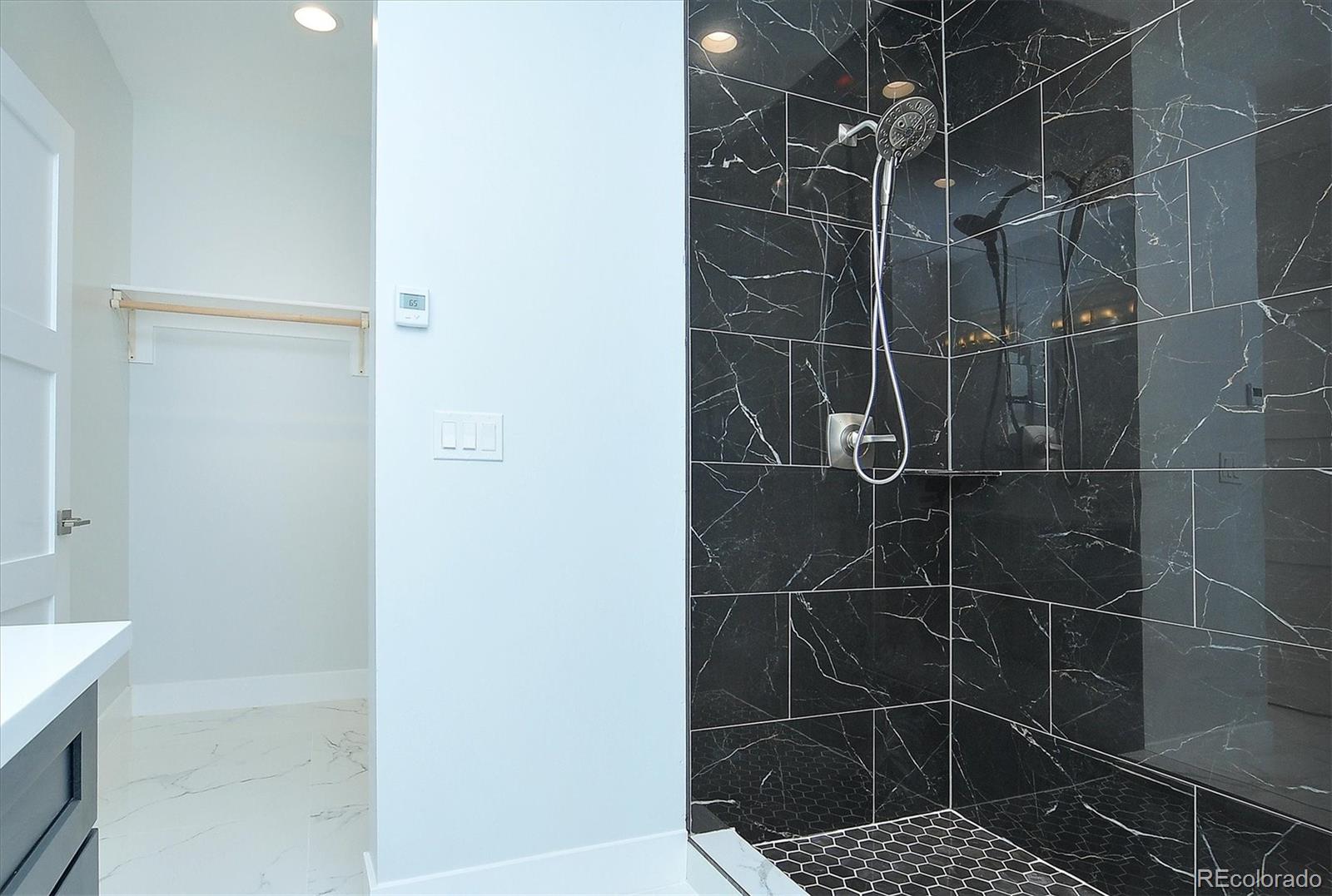 709 Marquette Avenue