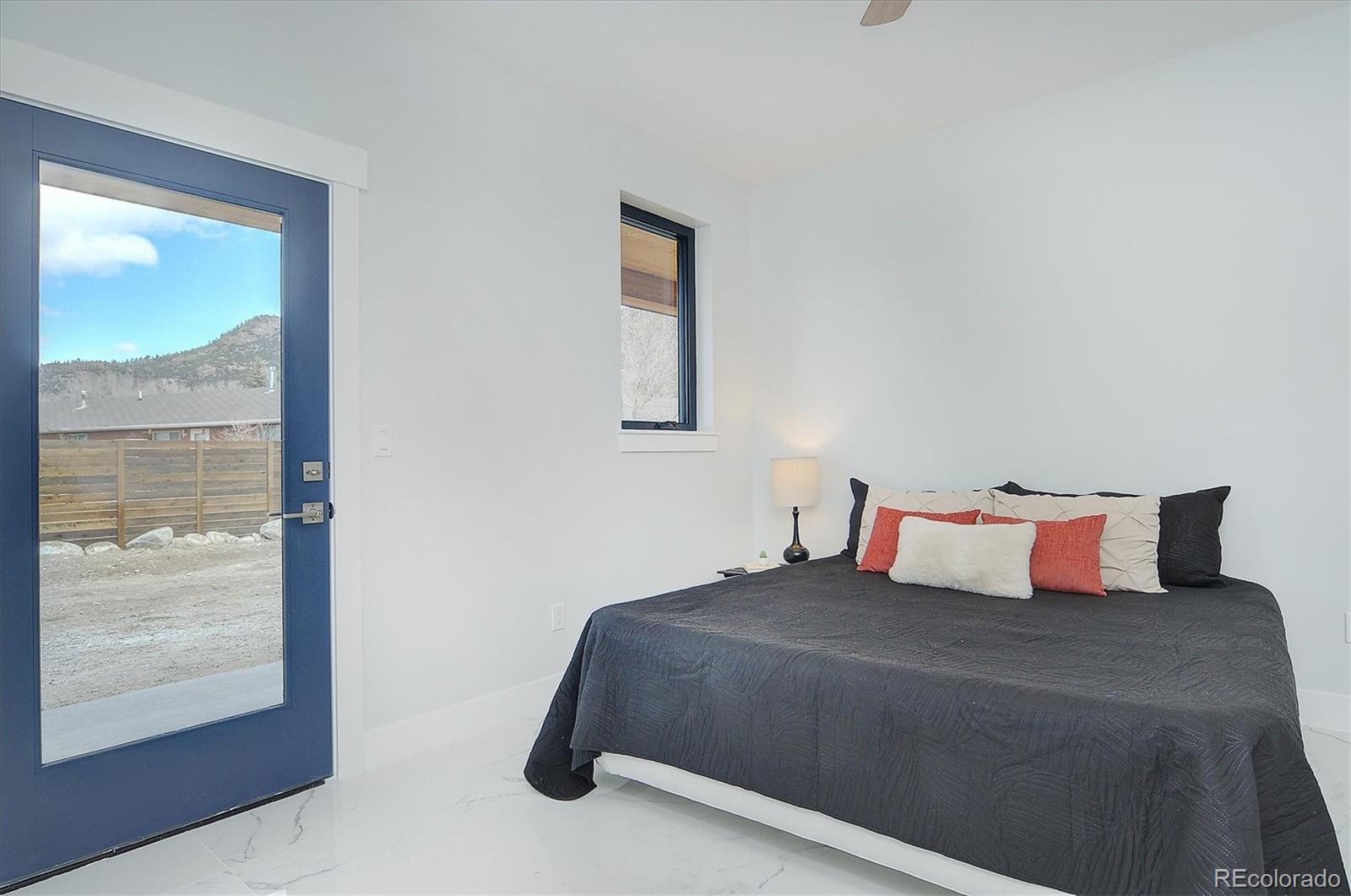 709 Marquette Avenue