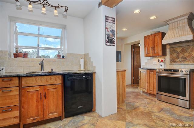 12135 E County Road 190