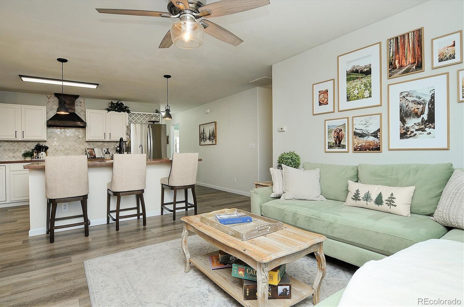 727 Marquette Avenue Unit: A