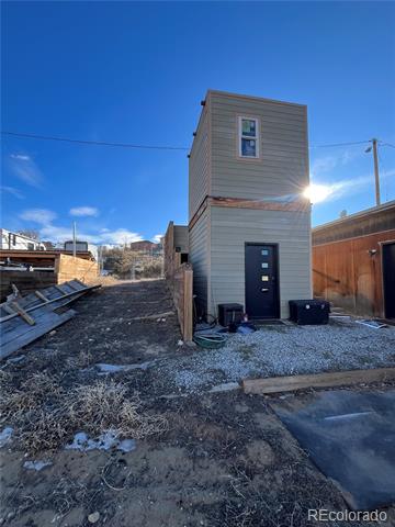 346 W Grand Avenue
