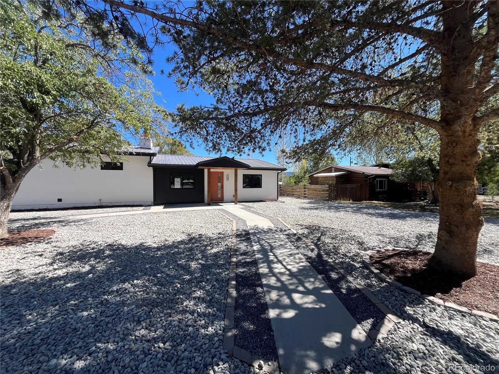 149 S Sangre De Cristo Avenue