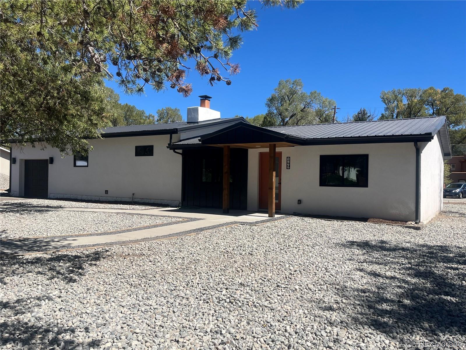149 S Sangre De Cristo Avenue
